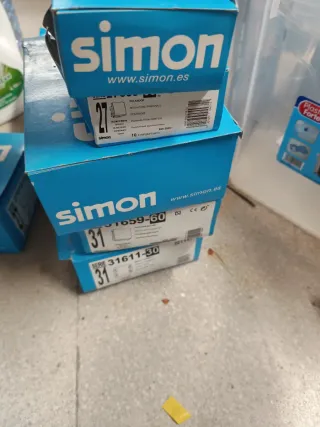 Cajas Simon mecanismos y embellecedores