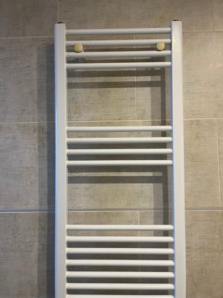 Radiador Toallero Eléctrico Equation 110x45