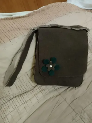 Borsa lana cotta marrone con fiore