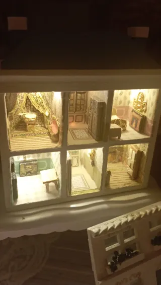 Micro Casetta 1:12 Artigianale con Luci