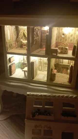 Micro Casetta 1:12 Artigianale con Luci