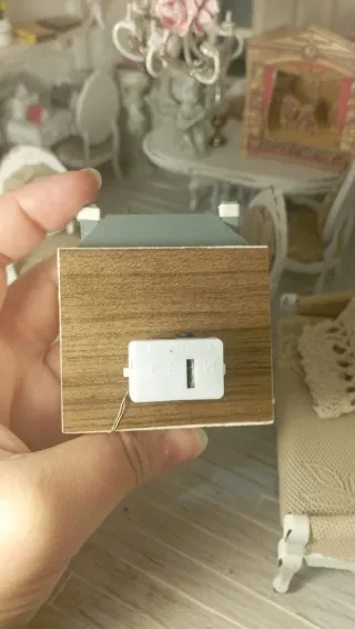 Micro Casetta 1:12 Artigianale con Luci