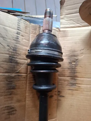 Transmisión derecha Peugeot 405