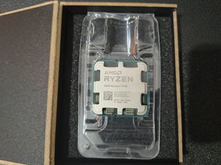 Procesador AMD RyzenTM 7 7700 8-Cores 16-Threads