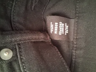 Pantalón vaquero hombre pitillo con rotos