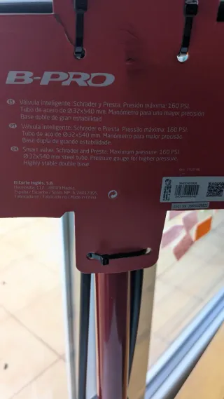 Inflador bicicleta B-PRO amb manòmetre. Mancha.