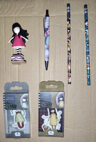 Confezione Gorjuss Santoro: Quaderno, Penne e Altro