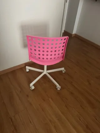 Sillas de estudio rosa con ruedas