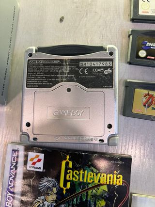 Nintendo Game Boy Advance SP + Juegos