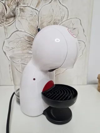 Cafetera Dolce Gusto Blanca
