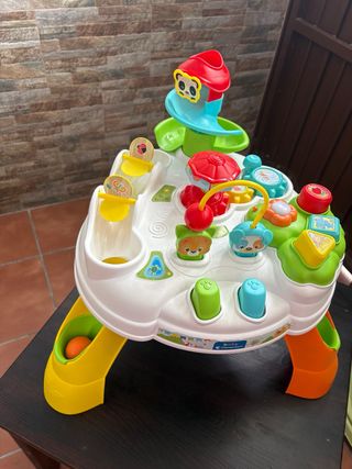 Mesa de juego infantil Clementoni