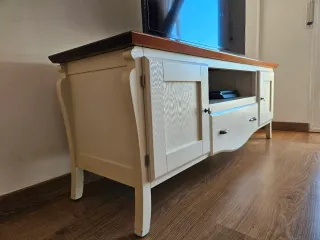 Muebles Comedor Blanco y Madera