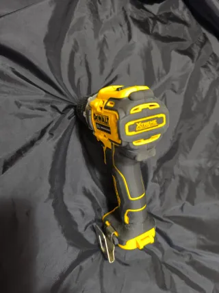 Taladro Atornillador Dewalt DCD701 12V