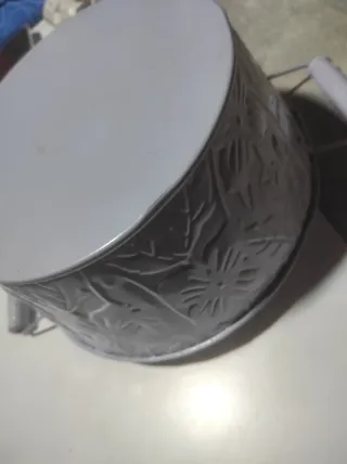 Cubo decorativo lila con asas