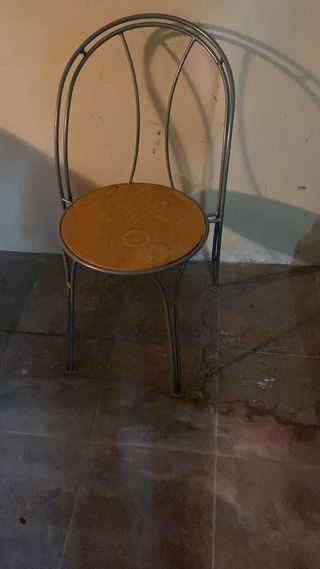 Silla de cocina metal y madera
