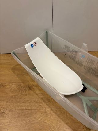 Bañera Stokke plegable bebé + base antideslizante
