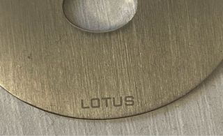 Collar Lotus Mujer Negro y Plateado