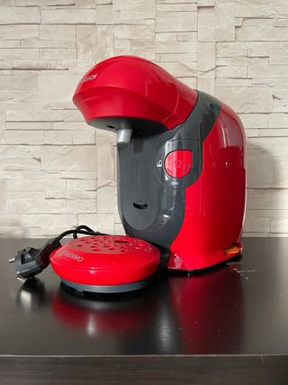 Cafetera Tassimo Bosch Roja + cápsula reutilizable