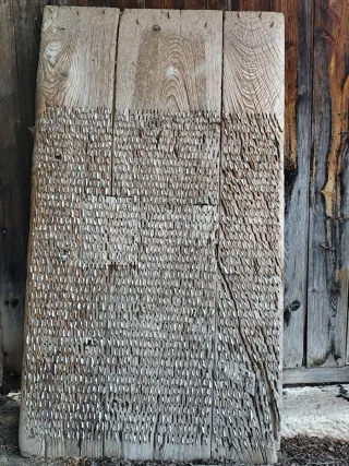 Trillo antiguo de madera