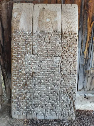 Trillo antiguo de madera