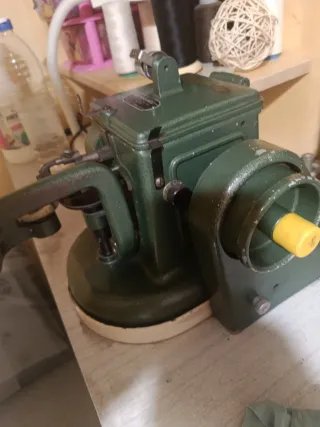 Máquina de coser piel Strobel