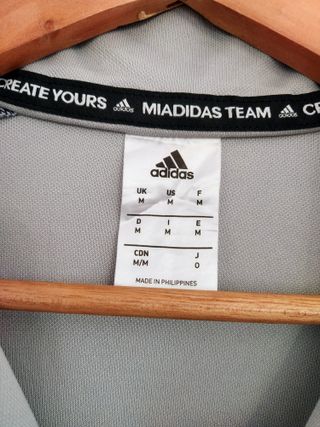 Adidas sudadera técnica gris  M logo bordado USA