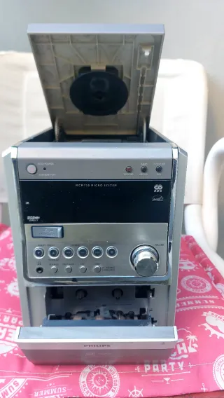 Stereo Philips Radio CD Cassette USB