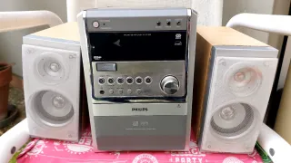 Stereo Philips Radio CD Cassette USB