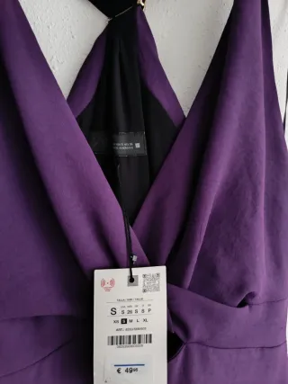 Vestido largo morado cut out Zara Talla S