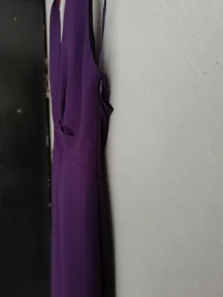 Vestido largo morado cut out Zara Talla S