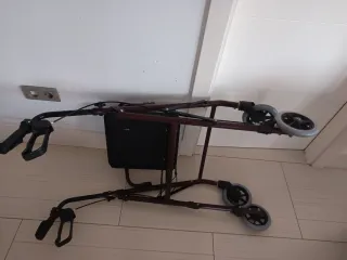 Andador de personas mayores