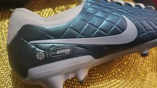 Botines Fútbol Nike y Puma Azul Amarillo/tornasol