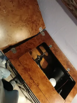 Máquina de coser antigua