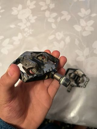 Pedales Shimano XT