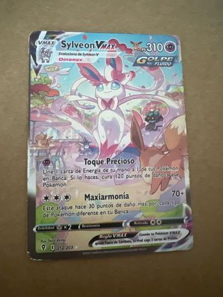 Carta Pokémon Sylveon VMAX 212/203