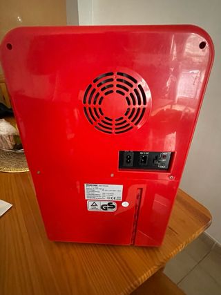 Nevera Mobicool Retro Roja