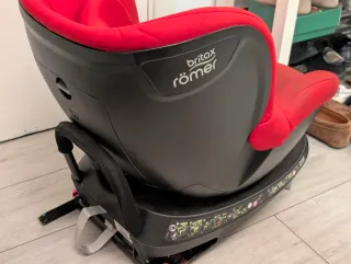 Silla de coche Britax Römer 2 Roja. Cambiar tela.