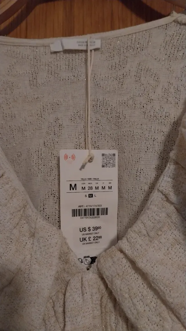 Top Zara Beige Volantes Talla M