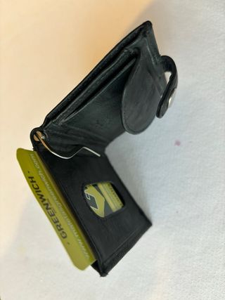 Cartera Renato Balestra de piel .