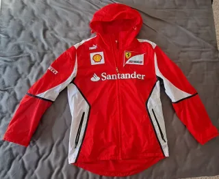 Chaqueta Ferrari Puma Roja con Capucha