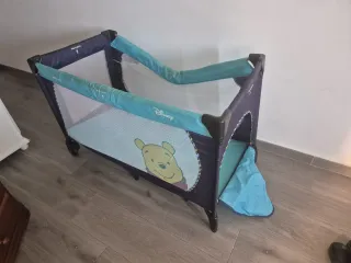 Cuna de viaje plegable