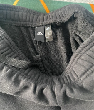 Pantalón Adidas Negro