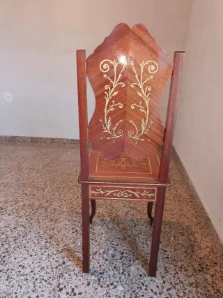 2 Sillas de Marquetería Madera