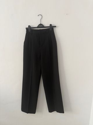 Pantalón de vestir ZARA negro