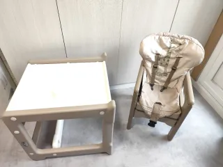 Trona bebé,niño. Convertible en mesa