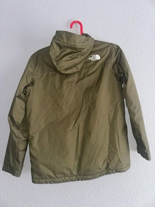 Chaqueta The North Face niño verde.