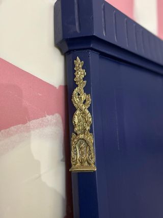 Cabecero antiguo madera azul