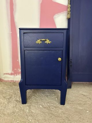 Cabecero antiguo madera azul