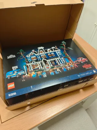 LEGO Icons 11370 Stranger Things Casa Creel