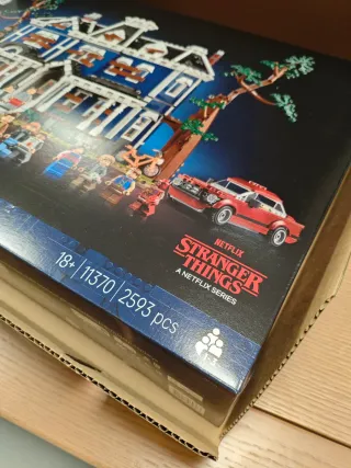 LEGO Icons 11370 Stranger Things Casa Creel